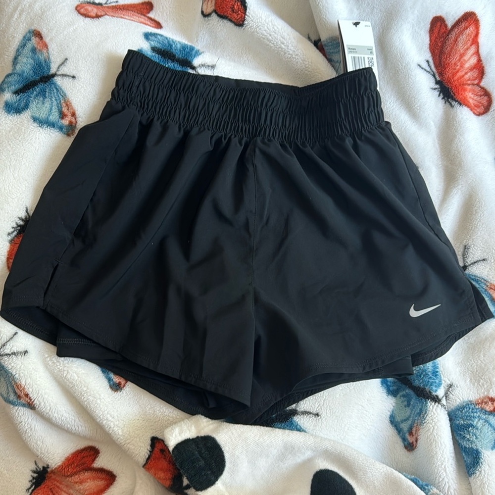 Nike NWT women’s shorts. XS with double lining. Loose fit